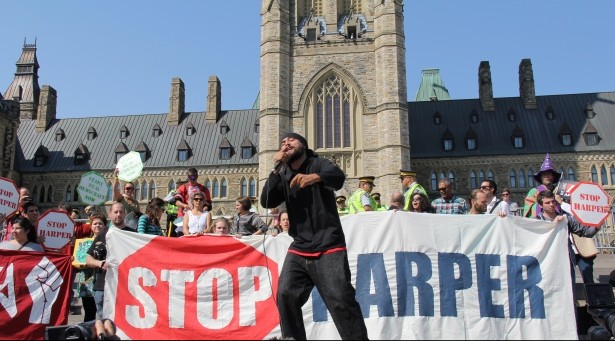 Black Bloc rapper Darius Mirshahi headlining for OFL's Sid Ryan in 2012